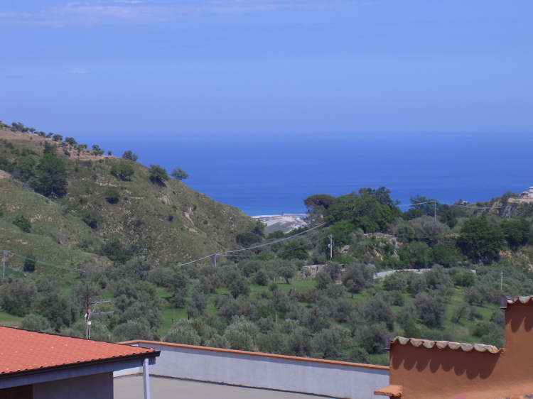 Vista mare e del porto turistico di Badolato